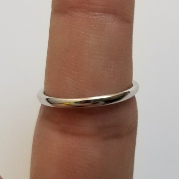 **VARIOUS SIZES** Sterling Silver Dog Paw Ring - Picture 4 of 4